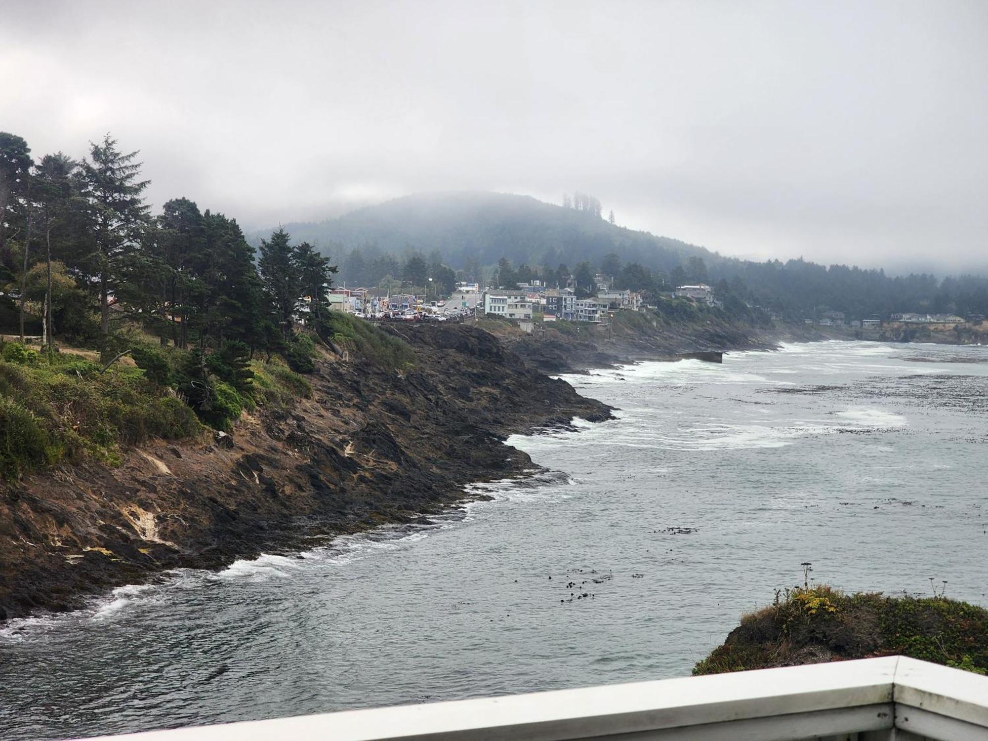 Inn At Arch Rock Depoe Bay Exteriör bild