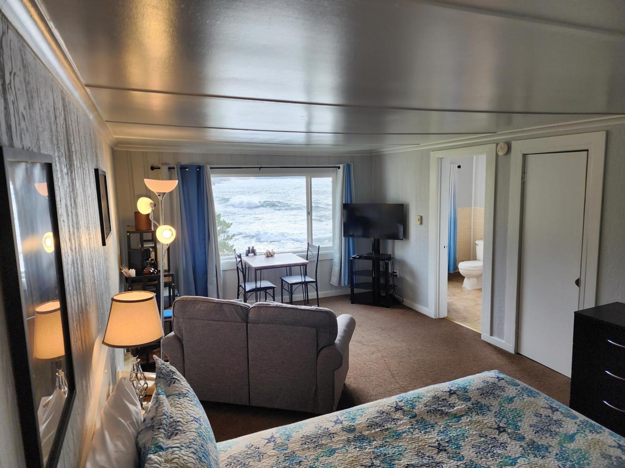 Inn At Arch Rock Depoe Bay Exteriör bild